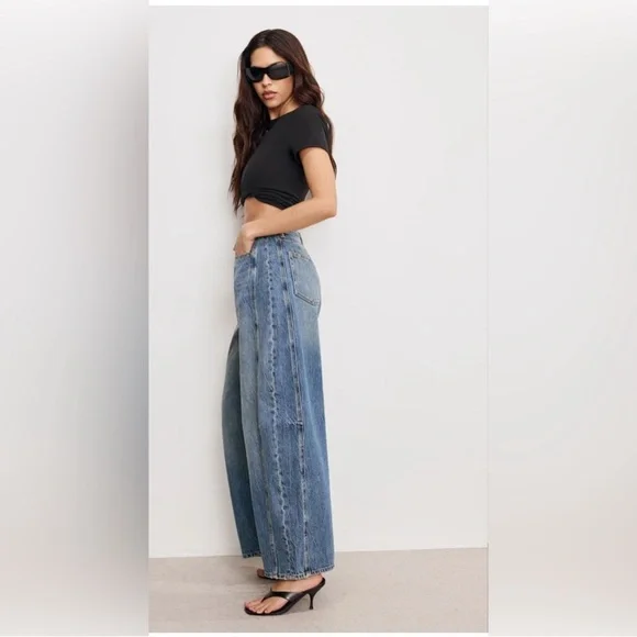 NWT Good American Good Extreme Barrel  Jeans size 8/29. Inseam 27 1/2. - Picture 6 of 9